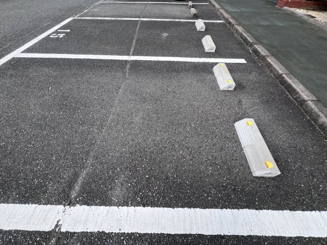 サンフローラ南別府の駐車場