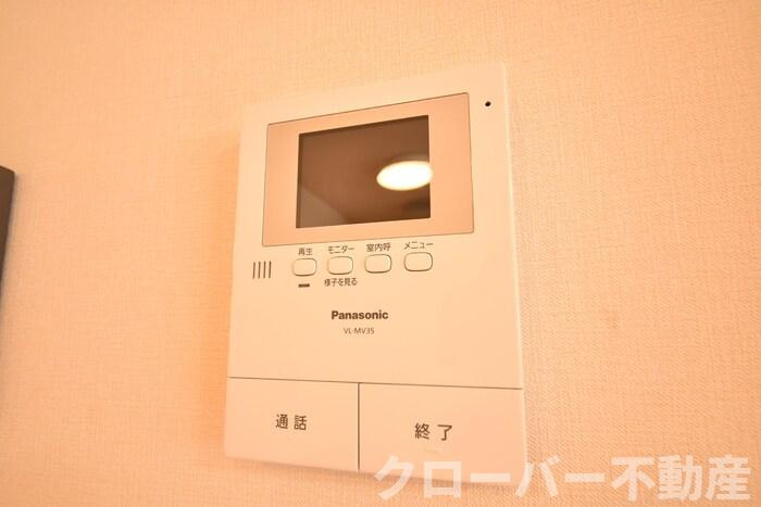 ハピネス B棟のセキュリティ|モニタ付インターホン