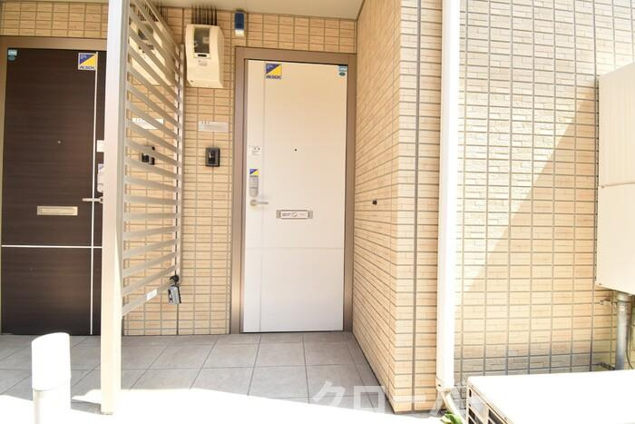ハピネス B棟の玄関|玄関
