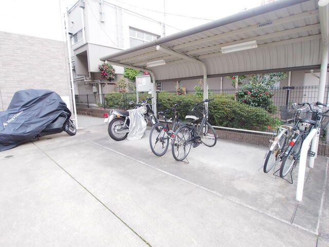 横浜市青葉区美しが丘４丁目のアパートのその他共用部分