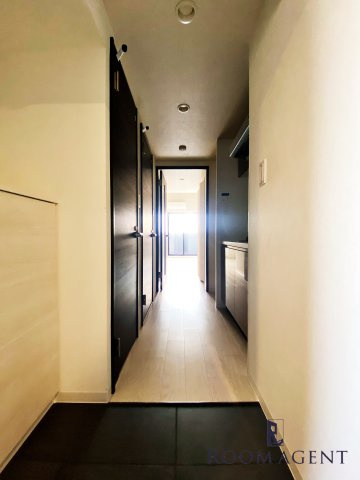 S-RESIDENCE名駅Northの玄関