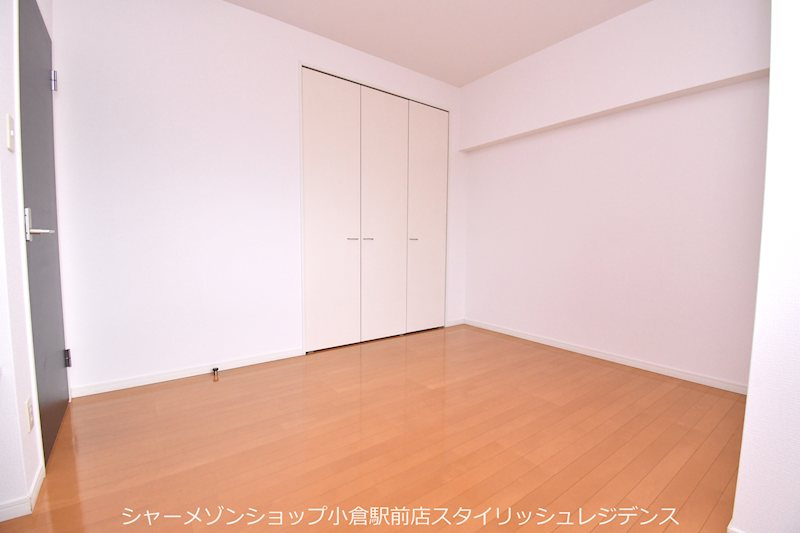 シャトレ大手町Ｎ棟の寝室