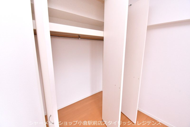 シャトレ大手町Ｎ棟の収納