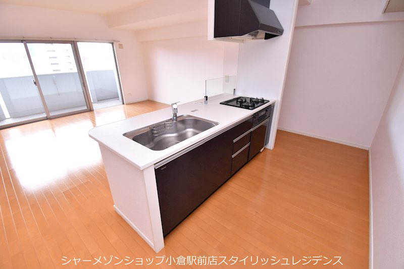 シャトレ大手町Ｎ棟のキッチン