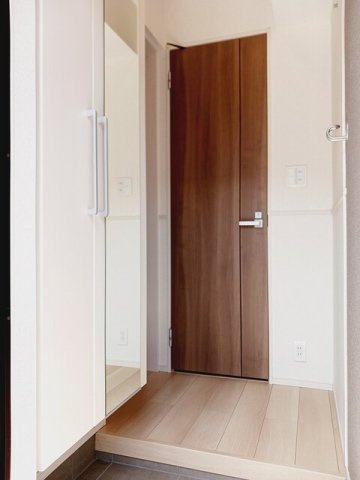 プラウド　シティ　南大塚　Ｆの玄関|シンプルで使いやすい玄関です