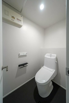 【トイレ】 | ＲＡＹＳ目黒 | 清潔感のあるトイレです