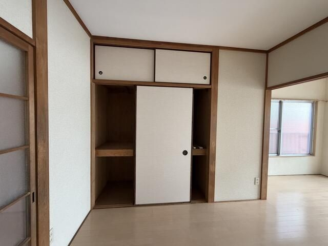 足立区西新井３丁目の賃貸マンションの収納
