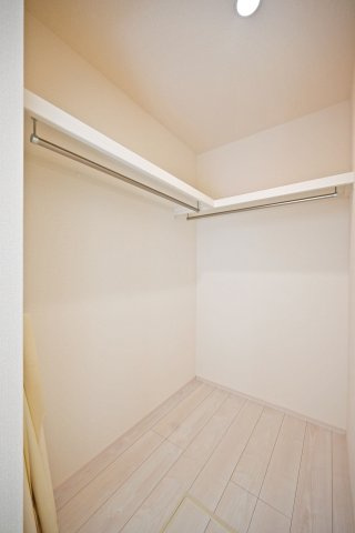 ブルーミングガーデン上田東町新築一戸建て│3LDK+駐車1台可（制限有）の収納|-洋室約6.3帖(1F)-