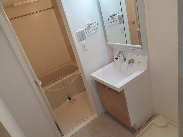ライズの洗面所