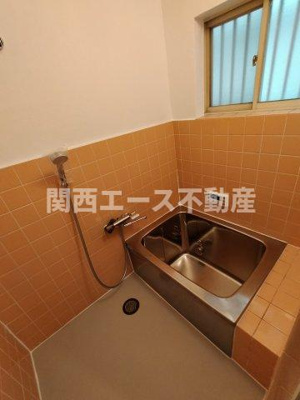 【浴室】 | 布市町４丁目貸家