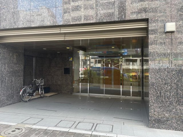 パークキューブ浅草田原町のエントランス