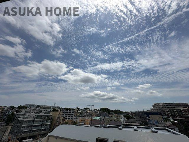 ライオンズマンション横浜常盤台の展望|穏やかな街並みを望む見通しの良い景色です。ぜひ実際にご覧になって下さい。