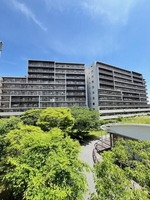 レジディア南千住の外観
