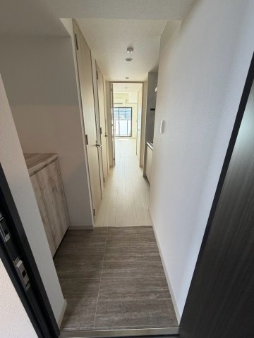 S-RESIDENCE金山altano(アルターノ)の玄関