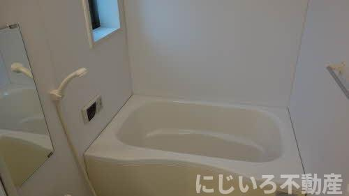 シャーメゾン霧ヶ峰Aの浴室