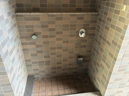 「LDK床暖房完備」高知市北本町4丁目アルファステイツ北本町3　中古マンションのその他共用部分|お散歩帰りに大活躍！大切なペットに嬉しい足洗い場完備♪