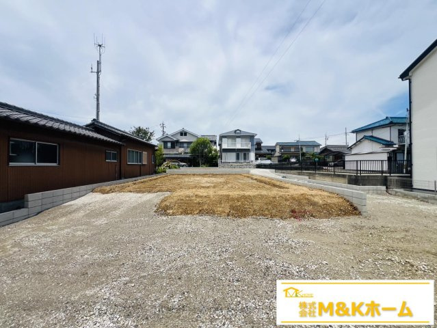 半田市平地町2丁目　全2棟　1号棟