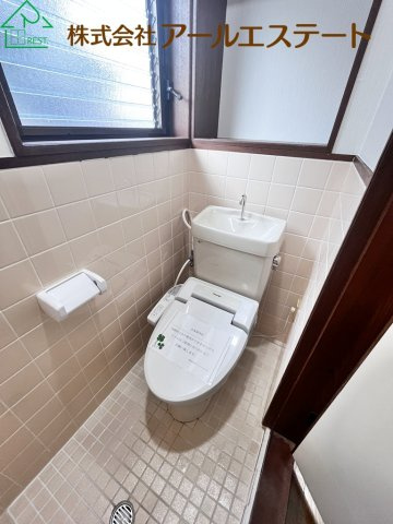 姫路市余部区上川原　　中古戸建のトイレ