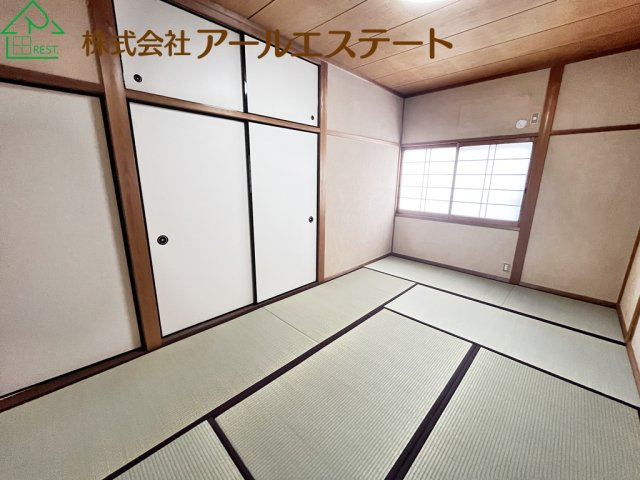 姫路市余部区上川原　　中古戸建の和室