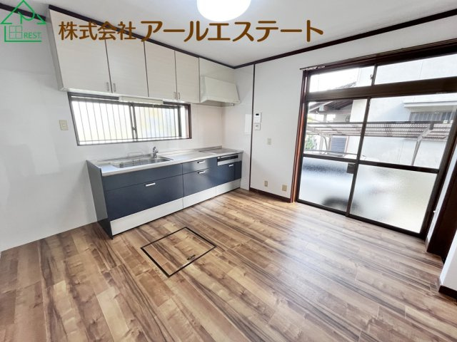 姫路市余部区上川原　　中古戸建の居間・リビング