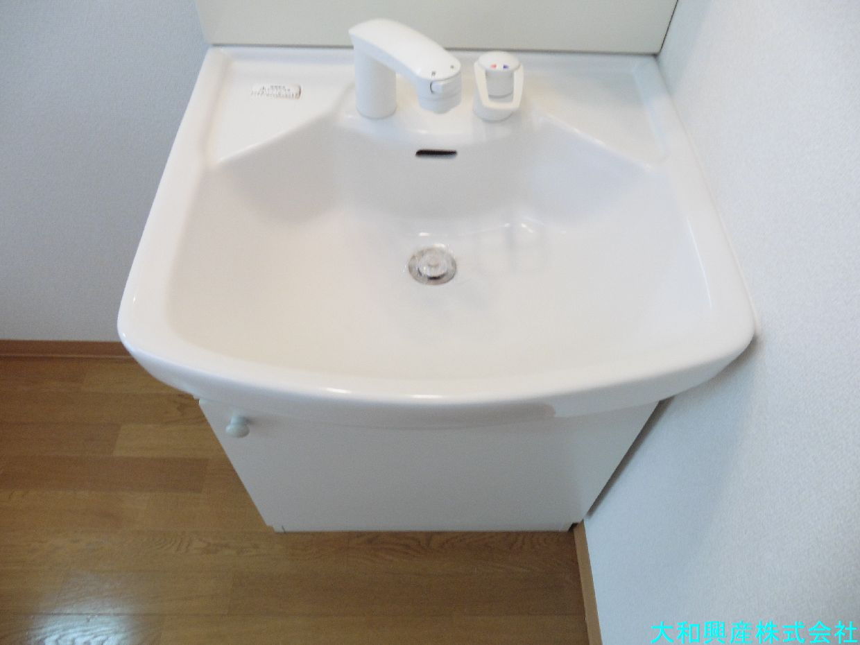 エクレールの独立洗面台