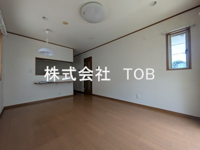 【居間・リビング】 | プリマヴェーラ-再契約型　定期借家　4年or6年- | リビング12.5帖※クリーニング完了前※