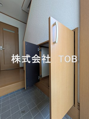 【設備】 | プリマヴェーラ-再契約型　定期借家　4年or6年- | 玄関収納※クリーニング完了前※