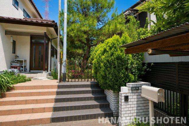 中古　市原市北国分寺台のエントランス|＊当日ご案内可＊ご希望の物件まとめてご案内！弊社が掲載していない物件でもOK♪お気軽にご相談ください ♪お電話でのお問合わせがスムーズ♪