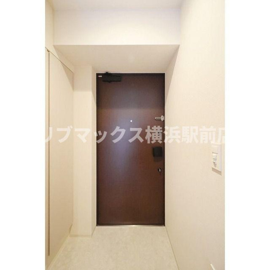 【玄関】グランカーサ横濱石川町