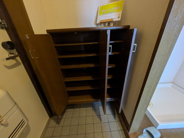 WEST1｜名古屋市の賃貸ならMy賃貸の玄関|WEST1