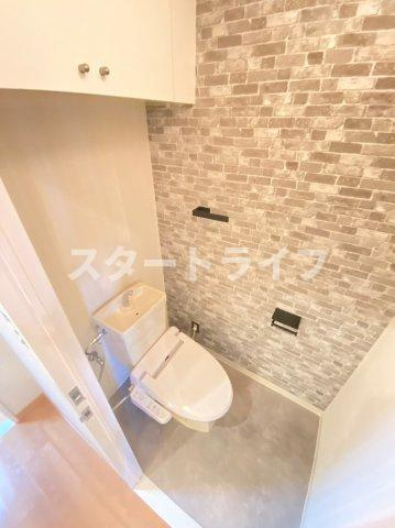 大阪市淀川区東三国５丁目の賃貸マンションのトイレ