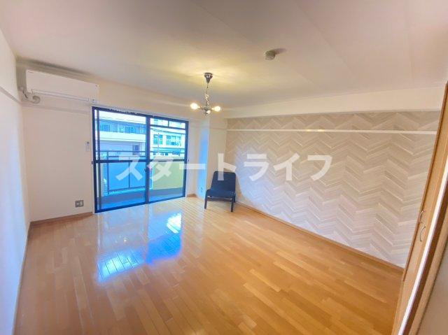 大阪市淀川区東三国５丁目の賃貸マンションの寝室