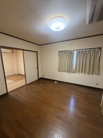 【洋室】 | 相生町4丁目一戸建店舗