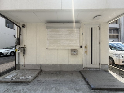 【玄関】 | 相生町4丁目一戸建店舗