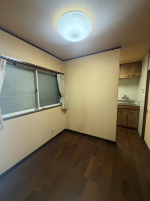 【居間・リビング】 | 相生町4丁目一戸建店舗