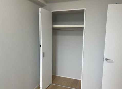 【中古マンション】レーベンハイム若葉ブライトマークスの収納|5.5帖洋室の収納です
