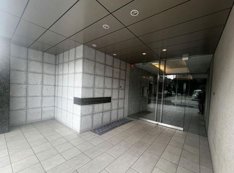 【中古マンション】レーベンハイム若葉ブライトマークスのエントランス|清潔なエントランスです