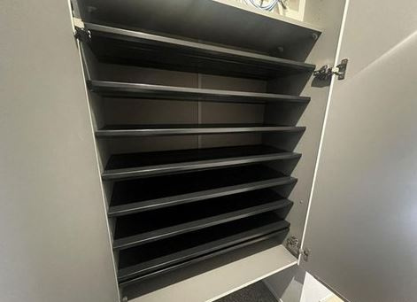 【中古マンション】レーベンハイム若葉ブライトマークスの玄関|シューズボックス