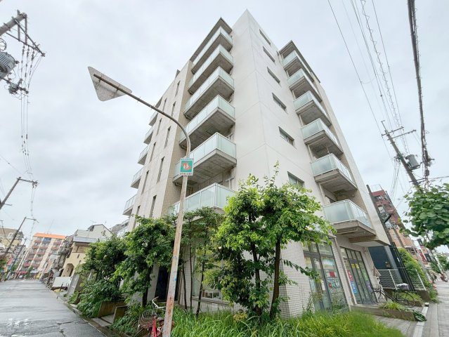 東三国フラッツの外観