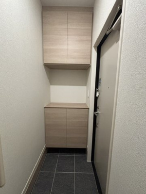 【玄関】 | サンレイクガーデン | 明るい玄関です