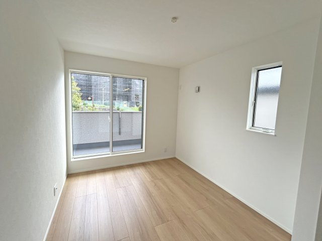 【東海市加木屋町北鹿持 限定1邸】南東角地×駐車3台のその他|○同仕様施工例　2階洋室