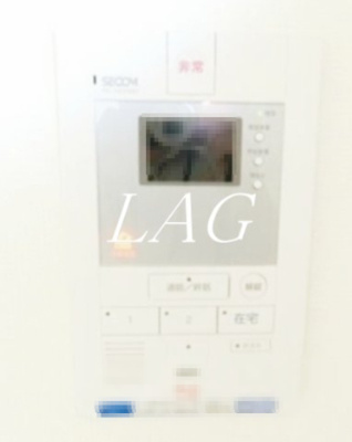 【セキュリティ】 | リブリ・La Paisible | モニター付きインターフォンです。