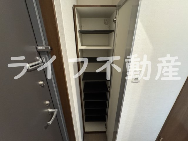 プリエール高井田の収納|大きなものも収納できそうです