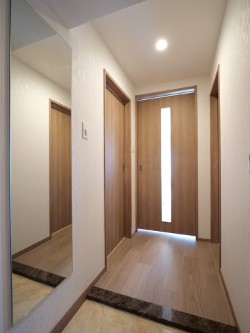 プレジオ西新井の玄関|67749503_13.jpg