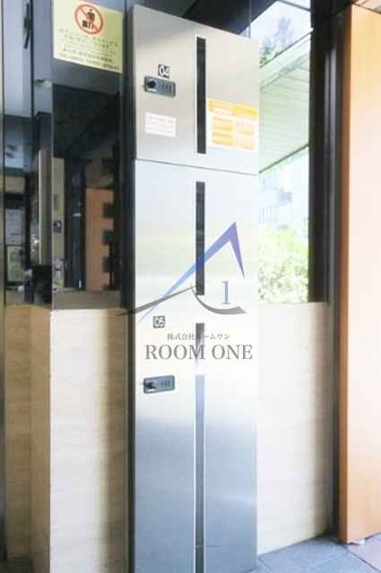 サンテミリオン東日本橋駅前のその他共用部分|宅配ボックスです。