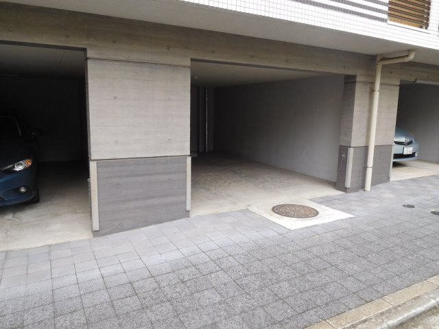 【駐車場】 | プレール・ドゥーク新中野Ⅱ