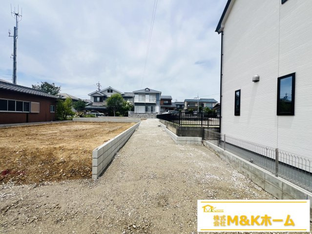 半田市平地町2丁目　全2棟　2号棟の外観|R8.6.8撮影　インナーバルコニー☆