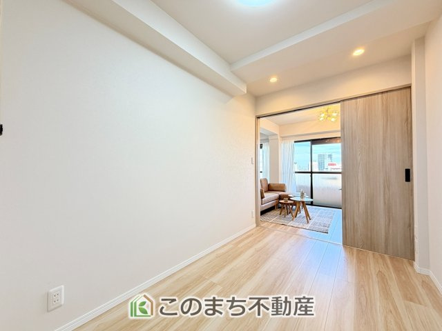 三番町ハイツの洋室|南向きで陽当たりの良い洋室♪風通しもよく快適です☆