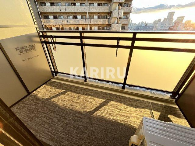 S-RESIDENCE都島Elegantのバルコニー|外からの目が気にならないバルコニーで洗濯物が干せます