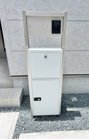 舞阪町弁天島 1期の設備|ポストと宅配BOXがあり不在時に荷物が届いても安心ですね！